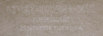 Strathmore Bond Fluorescent marca al agua